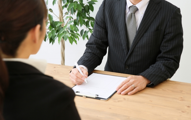 新卒採用の時期やスケジュールを確認！準備や内定のコツや心構えも