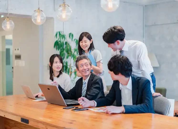 組織の⼀体感を⾼めるには？成長した中小企業が一体感を再構築するステップ